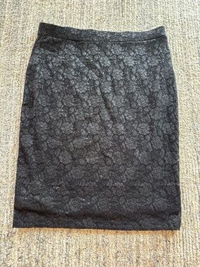 Forever 21 Black Floral Lace Pencil Skirt